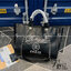 CHANEL shopping bag / Chanel Tote Bag งานหนังทั้งใบ หน้าปักโลโก้ Chanel Paris สวยคลาสสิก ใช้งานได้หลายโอกาส ภายในโล่งกว้าง จุของได้เยอะ พร้อมส่งที่ไทย ภาพถ่ายจากงานขายจริง ใช้งานต่างประเทศได้