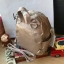Kipling Kaopin Mini Backpack Woman’s กระเป๋าเป้สะพายรุ่นใหม่!!ขนาดมินิ สามารถแบบเป้หรือทรงcrossbody ได้ มีหลายช่องใช้งาน ด้านหน้าเป็นช่องซิปเล็กใส่ของจุกจิก ภายในมีช่องเล็กแยกเป็นสัดส่วน ใส่กระเป๋าสตางค์ยาวหรือมินิไอแพคได้ ขนาดกะทัดรัด มาพร้อมพวงกุญแจลิงส