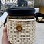 SMALL DIOR CD SIGNATURE VANITY CASE Natural Wicker and Black / Dior vanity 16cm กระเป๋าสานทรงกล่องใบเล็กกะทัดรัด น่ารักมาก งานปราณีตมาก ดีไซน์สวยโดดเด่น มีหูจับในตัว ภายในเป็นช่องโล่งสำหรับจัดเก็บสิ่งของเล็กน้อย เป็นอีกหนึ่งไอเท็มที่ไม่อยากให้พลาดเลยน้า