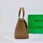 BOTTEGA Small Flip Flap Tote bag soft Intrecciato leather with zippered pocket กระเป๋าทรงโท้ทดีไซน์สานเป็นเอกลักษณ์หรูหรา จุของได้เยอะ เกรดออริ สลับแท้ 1:1 ใช้งานต่างประเทศได้