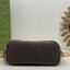 GUCCI Ophidia GG Mini Shoulder Bag กระเป๋าทรงพอช พร้อมสายสะพายโซ่สีทองหรูหรา ดีไซส์เรียบง่ายสะดวกใช้ ภายในเป็นช่องโล่ง สายสะพายหนังสลับโซ่ ใช้ได้ในทุกๆวัน ทุกๆลุค ตอบโจทย์ได้สบายๆ