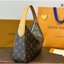 LV Slouchy PM Monogram Canvas Bag กระเป๋าถือ/สะพายไหล่ทรงโฮโบรุ่นใหม่ โดดเด่นด้วยรูปทรงอันเป็นเอกลักษณ์ เหมาะสำหรับพกพาเดินทางและใช้งานทุกวัน ลาย Monogram แคนวาสสุดไอคอนิก