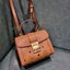 M.C.M TRACY TOP HANDLE คอลเลคชั่นใหม่ล่าสุด กระเป๋าถือ/สะพายข้าง ดีไซน์เรียบหรู คงเอกลักษณ์ ให้ความเป็นผู้ดีในตัว วัสดุหนังแคนวาสคุณภาพดีสลับหนังแท้ สวยงาม เปิด-ปิดด้วยตัวกดล็อค ภายในโล่งกว้างใส่ของได้พอประมาณ ทรงกระเป๋าโดดเด่นไม่เหมือนใคร พร้อมหูจั