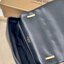 Burberry Quilted Lambskin Lola Bag BURBERRY FRAGRANCES QUITED LAMBSKIN BAG VIP GIFT WITH PURCHASE GWP พรีเมี่ยมกิ๊ฟ Limited จาก BURBERRY Perfume DutyFree หนังแท้ Lambskin หนังนิ่มสวยขึ้นรูปเงา ขนาดกำลังดู ใบฮอตอีกหนึ่งรุ่นที่กำลังมาแรง