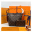 RI หนังแท้ | LV All In BB bag Monogram Canvas กระเป๋าทรงบัคเก็ต ออกแบบมาให้มีความจุที่เหมาะสำหรับทริปเดินทาง Monogram แคนวาสสุดไอคอนิกยกระดับความหรูหราด้วยฮาร์ดแวร์สีทอง