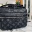 LV Outdoor Messenger Bag กระเป๋าทรงแมสเซนเจอร์สีดำสวยคลาสสิก รุ่นที่ได้รับความนิยมอย่างมาก ท่านชวยควรมีติดตู้ไว้ได้ใช้งานบ่อยๆ แน่นอนค่ะ