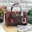 COACH ZOE BARREL SATCHEL IN SIGNATURE BAG กระเป๋าถือ/สะพายข้าง วัสดุหนังแกะแท้อย่างดี ลาย C ทั้งใบ ด้านหน้าห้อยอะไหล่กุญแจแบรนด์+พวงหนังแบรนด์ เพิ่มความหรู เปิดปิดกระเป๋าแบบซิปคู่ ภายในกว้างใส่ของได้จุ มีช่องโล่งใส่ของจุกจิกให้ ซับในบุผ้ากึ่งกำมะหยี่อย่าง