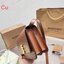 BURBERRY Leather Medium TB Bag / BURBERRY FRAGRANCES CROSSBODY BAG กระเป๋าสะพายหนังเรียบสวยอยู่ทรงดีไซน์ยอดนิยมประดับโลโก้แบรนด์ทองด้านหน้า เปิดปิดด้วยฝาปิดสัญลักษณ์ตัวB ภายในมีช่องแบ่งเป็นสัดส่วนมีช่องซิปหัวซิปแบรนด์