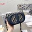 DIOR CD SIGNATURE BAG WITH STRAP กระเป๋าสะพายซิกเนเจอร์ ไอเท็มมาแรง ที่สวยแซ่บไม่มีไม่ได้เลย ไอเท็มมาแรง ที่สวยแซ่บไม่มีไม่ได้เลย โดดเด่นด้วยโลโก้เอกลักษณ์ สายสะพายมีดีเทลหรูสุดๆ