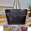 TORY BURCH Ella Chain Tote Bag / TORY TOTE NYLON BAG พร้อมส่ง 4 สี กระเป๋าสะพายทรงโท้ทใบใหญ่ จุของไปเลยแน่นๆ รูปทรงคลาสสิคชวนใช้ โดดเด่นด้วย patch โลโก้ แนะนำรีบสั่งใช้ไปสวยก่อนใครได้เลยน้า