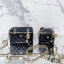 Chanel Pearl Crush Mini Vanity / Chanel Vanity crossbody bag กระเป๋าทรงกล่องใบเล็กน่ารัก มี 2 ขนาด งานหนังสวย ตอบโจทย์และครองใจสาวๆ ได้อย่างแท้จริง ดีไซน์เรียบหรู