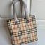 พรีเมี่ยมกิ๊ฟแท้ 100% BURBERRY TOTE VINTAGE BAG VIP GIFT WITH PURCHASE (GWP)