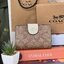 COACH MEDIUM CORNER ZIP WALLET IN SIGNATURE CANVAS กระเป๋าสตางค์ขนาดกลางที่ถือว่าเป็นไอเทม Must Have ของทุกเพศทุกวัยที่ต้องพกติดตัวไว้ตลอดเวลา เพราะนอกจากจะช่วยจัดเก็บเงิน บัตรประชาชน บัตรเครดิตและต่าง ๆ ให้เป็นระเบียบเรียบร้อยยังต้องคำนึงถึงประโยชน์ใช้สอ