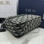 DIOR Maxi Safari Bag with Strap / The hallmark Safari bag / Black Blue Oblique Jacquard / DIOR Messenger Bag กระเป๋าสะพายทรงแมสเซ็นเจอร์เอกลักษณ์ของแบรนด์แห่งตำนานความหรู