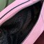Longchamp Le Pliage Cuir Crossbody Bag อีกหนึ่งคอลเลคชั่น Le Pliage Cuir หนึ่งในตระกูลกระเป๋าสุดไอคอนิกจากแบรนด์ Longchamp และจัดการปรับดีไซน์ให้มีขนาดเล็กลงในทรงcrossbody กะทัดรัดสะพายแล้วคล่องตัว ด้วยดีไซน์ที่ดูเป็นเอกลักษณ์การใช้งานช่องหลักที่ซิปด้านหล