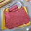 GOYARD BOHEME HOBO BAG / GOYARD HOBO กระเป๋าสะพายทรงโฮโบ ใบใหญ่จุใจ!! มาครบสีขายดี เลิศทุกสี รูปทรงคลาสสิค ดีไซน์เป็นเอกลักษณ์ วัสดุหนังแคนวาสพิมพ์ลายสวยคม ปากกระเป๋ามีซิปเปิด-ปิดกันของหล่นได้ ภายในโล่งกว้างมาก มาพร้อมสายคล้องในตัว ทนทาน สะพายสวยๆได้ทุกวั