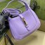 VIP GIFTbag 】หนังแท้ GUCCI Jackie 1961 mini shoulder bag กระเป่ารุ่นฮิตจาก Gucci ต้องบอกเลยว่าสำหรับสาวๆหลายคนนั้น ที่ชื่อชอบ หรือเป็นสาวกกลับแบรนด์อย่าง Gucci ต้องบอกเลยนะว่าสำหรับรุ่นนี้ห้ามพลาดไปทีเดียว บอกว่าได้เป็นตำนานควาวินเทจได้อย่างดี โดยขนาดของต