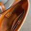 CELINE SMALL BUCKET CUIR TRIOMPHE IN TEXTILE / CELINE CROSSBODY VIP วัสดุ TRIOMPHE CANVAS สีขาวตัดกับโลโก้หนังสวยอยู่ทรงวางตั้งได้สบาย