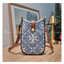 TORY BURCH T MONOGRAM DENIM PHONE CROSSBODY คอลเลคชั่นใหม่รับซัมเมอร์นี้ กับกระเป๋าสะพายข้างถนอมโทรศัพท์ ดีไซน์โทนสีฟ้า สวยคม วัสดุผ้าเดนิมตัดสลับหนัง