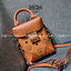 M.C.M MINI SOFT BERLIN CROSSBODY IN VISETOS ไอเท็มสุดฮอต!! ดีไซน์ unisex หนุ่มๆสาวๆสะพายกันได้ไม่ติด!! กระเป๋าสะพายข้าง ขนาดกะทัดรัดพกพาง่าย วัสดุหนังแคนวาสคุณภาพดีสลับหนังแท้ เปิด-ปิดด้วยตัวกดล็อค มีหูจับในตัว ภายในกระเป๋าเป็นช่องโล่ง บุหนังและผ้าอย่างดี