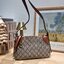 GUCCI GG emblem small shoulder bag กระเป๋าสะพายทรงพอช ขนาดน่ารักมากๆ ทรงสวยคลาสสิค เทรนด์กระเป๋าปุ๊กปิ๊กมาแรงมาก