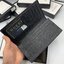 GUCCI MEN WALLET / GUCCI LONG WALLET / GUCCI WALLET กระเป๋าสตางค์ใบยาวผู้ชาย งานหนังแท้ ผสมผสานความสง่างามและคลาสสิกที่เข้ากับยุคสมัย ด้านหน้าโดดเด่นด้วยซิกเนเจอร์แบรนด์ เป็นอีกหนึ่งรุ่นที่ดาราเชเลปใช้กันเยอะมาก พร้อมส่งที่ไทย ภาพสินค้าถ่ายจากงานขายจริง ใ