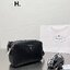 PRADA CAMERA LEATHER BAG with shoulder strap / PRADA MESSENGER BAG BLACK กระเป๋าสะพายหนัง รุ่น Unisex ใช้ได้ทั้งชายหญิง ขนาดกำลังดี ดีไซน์เรียบ แต่หรูหรา พร้อมสายสะพาย 2 เส้น ปรับระดับได้ สามารถสะพายไหล่ และครอสบอดี้