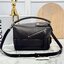 ORI หนังแท้ | Loewe Small Puzzle Biker bag in shiny Leather 24cm กระเป๋าสะพายทรงกล่องพัซเซิล รุ่นใหม่ล่าสุด คล้ายเข็มขัดด้านหน้าสวยเท่โดดเด่นสไตส์ไบเกอร์ ด้วยเส้นสายเรขาคณิตอันโดดเด่นและรูปทรงลูกบาศก์