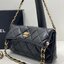 Chanel Tote Bag 27cm / Chanel Hobo / Chanel Vintage Big CC Turnlock Black Quilted Medium Bag Holo กระเป๋าโท้ทใบกลางสไตล์วินเทจ งานหนังเต็มใบลายควิลท์ เป็น every look จุของได้เยอะ เหมาะมากๆ ค่ะ