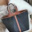 CELINE SHOPPING BAG VIP วัสดุ TRIOMPHE CANVAS ดีไซน์ทรง TOTE สวยหรูคลาสสิคไม่มีเอ้าท์ ภายในโล่งกว้างและจุมากสามารถใส่เอกสาร A4 สัมภาระของใช้ได้เยอะจุใจ น้ำหนักเบาจะถือหรือสะพายไหล่ก็ดูดี ไอเท็มแนะนำพร้อมส่งที่ไทยราคาสุดคุ้ม จองด่วนห้ามพลาดค่ะ!