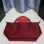 Longchamp Size S สินค้าใหม่ ของแท้!! เป็นล็อตผลิตเกินออเดอร์จากโรงงาน มาพร้อมการ์ด/ถุงผ้าแบรนด์/ถุงกระดาษแบรนด์ Size S: 25 x H. 23 x 16 cm. Color: Wine 609