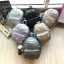 Kipling Kaopin Mini Backpack Woman’s กระเป๋าเป้สะพายรุ่นใหม่!!ขนาดมินิ สามารถแบบเป้หรือทรงcrossbody ได้ มีหลายช่องใช้งาน ด้านหน้าเป็นช่องซิปเล็กใส่ของจุกจิก ภายในมีช่องเล็กแยกเป็นสัดส่วน ใส่กระเป๋าสตางค์ยาวหรือมินิไอแพคได้ ขนาดกะทัดรัด มาพร้อมพวงกุญแจลิงส
