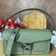 COACH TABBY SHOULDER BAG 26 ((73995)) พัฒนามากจากกระเป๋า Coach รุ่นดังยุค 1970 ทำจากผ้า Canvas เคลือบลายซิกเนเจอร์ หนังลายกรวดและหนังกลับ ด้วยวัสดุคลาสสิค มากับสายที่ถอดได้ถึง 2 สาย ไม่ว่าจะเป็นสายหิ้วหรือสายสะพาย หนังลายกรวดและหนังลูกวัวแบบเนื้อละเอียด แ
