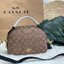 COACH SERENA SATCHEL CROSSBODY BAG กระเป๋าทรงโดมเล็ก น่ารัก แต่ใส่ของได้จุเลยทีเดียว!! มี2ช่องซิปหลัก ช่องค่อนข้างกว้าง สามารถใส่กระเป๋าเงินใบกลางได้;ของจำเป็นอื่นๆได้ครบเลยค่ะ มีช่องเล็กให้ใส่ของจุกจิก ด้านหลังมีช่องเล็กให้อีกช่องค่ะ พร้อมสายยาวถอดออกได้