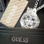 GUESS SAFFIANO MINI CROSS BODY BAG Best seller ! กระเป๋าถือหรือสะพาย size mini จาก GUESS หนังลาย Saffiano สวยอยู่ทรง น้ำหนักเบา ด้านหน้าประดับ logo brand พร้อมพวงกุญแจห้อยที่หูกระเป๋า ถอดเเยกใช้ได้ เปิดปิดด้วย ภายในมีโลโก้ ช่องซิปและช่องเล็กใส่มือถือ ซับใ