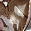 VIP 】GC VIP MINI MESSENGER CROSSBODY BAG กระเป๋าสะพายข้างพรีเมี่ยมกิ๊ฟลุคสปอร์ต เรียบแต่แอบหรู ไซส์มินิ น่าใช้!! วัสดุหนังแคนวาส ไม่ต้องห่วงเรื่องความทนทาน ✔️ ตกแต่งสายคาดหรู เท่ ดีไซน์สีตามสัญลักษณ์แบรนด์ เข้ากันมากๆ!! เปิด-ปิดด้วยซิป ด้านหน้ามีช่