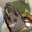 Gucci mini Tote กระเป๋าสะพายข้าง Premiumgift วัสดุหนังแท้ ด้านในโล่ง ใส่กระเป๋าตังค์ ใส่โทรศัพท์ Iphone+ ได้ สายยาวปรับระดับได้ Crossbody ได้ น้ำหนักเบา มาพร้อมกล่องและลิปบิ้นแบรนด์ สวยหรูดูแพง จะซื้อใช้เองหรือเป็นของขวัญก็เหมาะ ได้ไปไม่ผิดหวังค่ะ ไอเท็มน