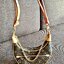 LOUIS VUITTON MONOGRAM LOOP BAG กระเป๋าทรง Loop ที่รังสรรค์ออกมาได้สวย เก๋ และดูดีมากๆ หนังแท้ มีความนิ่มละมุน สัมผัสแล้วคือใช่เลยค่ะ😘 ด้านหน้ามีช่องซิปเล็กให้ใส่ของจุกจิก เปิด-ปิดช่องหลักแบบซิป ภายในสามารถใส่กระเป๋าเงินใบกลางได้;มือถือได้ทุกรุ่น;