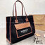 BURBERRY Leather-trimmed embroidered canvas tote / BURBERRY FRAGRANCES LARGE TOTE BAG / BURBERRY Freya Tote Bag วัสดุ Canvas & Leather ดีไซน์สวยอยู่ทรงสไตล์ Casual ด้านหน้ามีช่องใส่ของ ภายในโล่งกว้างและจุสุดๆสามารถใส่เอกสารA4 หนังสือ ของใช้ได้เยอะ หูหิ้วห