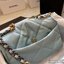 CHANEL 19 Handbag Flap Bag กระเป๋าสะพายรุ่นในตำนานที่เป็นลูกรักของสาวๆ ไปแล้ว คลาสสิกที่สุด ให้ลุคลูกคุณมั๊กมากกก งานหนังเรียบสวย หนังมีกลิ่นหอมฟุ้งตั้งแต่เปิดกล่อง หรูหราแบบไม่ต้องพูดเยอะ