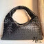 BOTTEGA intrecciato hobo shoulder bag / Bottega Hop Bag กระเป๋าทรงโฮโบ จุของได้เยอะ เกรดออริ สลับแท้ 1:1 ใช้งานต่างประเทศได้