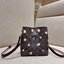 COACH MINI TOWN BUCKET BAG IN SIGNATURE CANVAS WITH VINTAGE MINI ROSE PRINT ((7270 7268 7267)) คอลเลคชั่นใหม่ล่าสุด!! น้องสาวคนสวยมาแล้วจ้า สดใสต้อนรับเทศกาลคริสต์มาส 🎅🎄 กระเป๋าบัคเก็ต ไซส์มินิ ใบจริงน่ารักม้าก!! น่าใช้แบบที่สุด วัสดุหนังแ