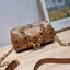 M.C.M ESSENTIAL BOSTON MINI BAG กระเป๋าสะพายทรงหมอน ไซส์มินิ ดีไซน์ใหม่เพิ่มดีเทลความหรู ด้วยสายโซ่คล้องแขน พิเศษกับใบลูกที่ใช้งานได้จริง ใส่ของจุกจิกได้ ส่วนสายสะพายข้างเป็นหนังสลับโซ่ น้ำหนักเบาไม่หนักไหล่ วัสดุหนังแคนวาส ทนทาน เปิดใช้งานด้วยซิป ภายในเป