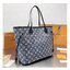 LV Neverfull MM Other Monogram Canvas - Handbags M22921 / LV DENIM TOTE BAG พร้อมส่ง ดีไซน์ใหม่ที่ฮอตที่สุด กระเป๋าใบใหญ่ทรง tote มาพร้อมใบลูก ภายในโล่งกว้าง มีช่องซิปแยกให้ ใบใหญ่ก็ใส่ของได้เยอะมากๆ