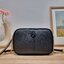 TORY BURCH MCGRAW CAMERA BAG ใหม่จากคอลเลคชั่นสุดคลาสสิค กับกระเป๋าสะพายข้าง ทรงกล่องไซส์กะทัดรัด น้ำหนักเบา ใช้งานง่ายด้วยซิปรูดเปิดปิด แมทช์ได้กับทุกสไตล์การแต่งตัว