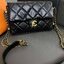 CHANEL flap bag with chain and pearl logo / CHANEL BAG VIP วัสดุหนังแกะสังเคราะห์นุ่ม ลื่น มันเงา อะไหล่ทองหรูหรา