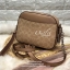 COACH SIGNATURE CROSSBODY BOX BAG ((F31208)) 🔺สินค้าขายดี กระเป๋าสะพายวัสดุหนังแท้ จาก coach factory outlet หนังนิ่ม ทรงสวย ตัวกระเป๋าลายแบรนด์ ตัดขอบหนังเรียบได้สวยงามค่ะ ด้านหน้า-หลัง มีช่องสำหรับใส่ของ เปิดปิดกระเป๋าแบบซิป ที่จับเป็นพวงหนังอะไห