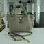 OUTLET 】TORY MCGRAW SMALL DRAWSTRING กระเป๋าถือหรือสะพายข้าง วัสดุหนังวัวแท้ อะไหล่ทอง เปิด-ปิดด้วยสายหนังรูด จะถือหรือสะพายข้างได้Crossbodyได้ น้ำหนักเบาจุของได้เยอะ ด้านหน้าประดับโลโก้แบรนด์ ด้านในมีช่องเล็กสำหรับใส่บัตรใส่ตังค์ได้ มีสายยาว ปรับสายได้ ถ