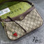 GUCCI Ophidia small shoulder bag strawberry heart keychain กระเป๋าสะพายไหล่ แถมพวกกุญแจรูปหัวใจสตรอเบอรี่สุดน่ารัก แคนวาสพิมพ์ลายโมโนแกรมคมชัด