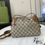 GUCCI GG Emblem small shoulder bag กระเป๋าสะพายคอลใหม่ ได้รับแรงบันดาลใจจากโลกแห่งการขี่ม้าดีไซน์คลาสสิคคงความเอกลักษณ์ สะพายไหล่ได้อย่างสง่างาม ขนาดน่าใช้มากๆ